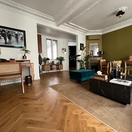Apartment Bel Montmartre Paris