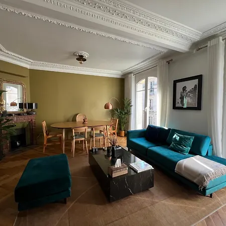 Bel Montmartre Apartment *